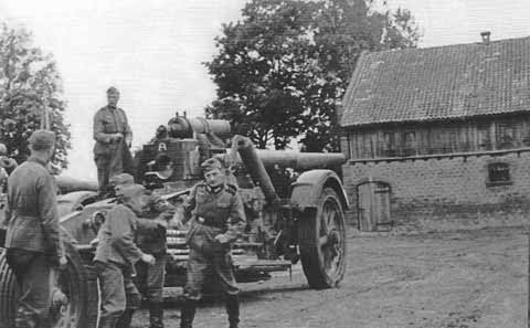 Немецкие артиллеристы выступают...